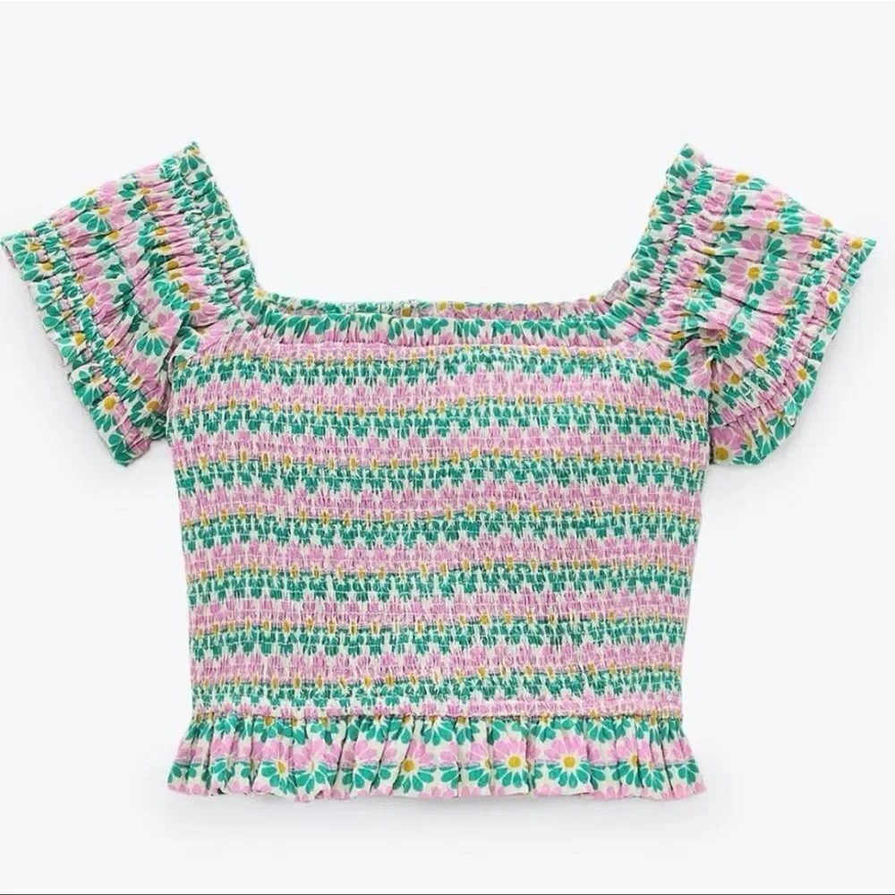 Zara Floral Printed Smocked Crop Top – Size Medium - Picture 2 of 4